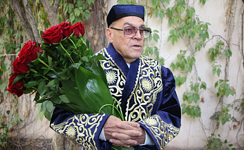 Ilmli, madaniyatli va fidoyi temiryo‘lchi Baxoldin Vladimir Yakovlevich 75 yoshda