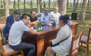 Muammolarga yechim: Sayyor qabul joylarda davom etmoqda